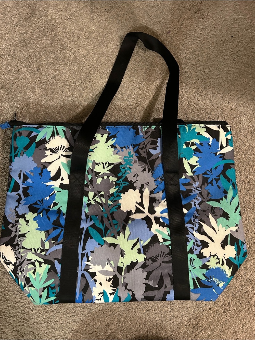 Vera Bradley “retired” Floral Print Cooler Tote Bag in Blue and Teal